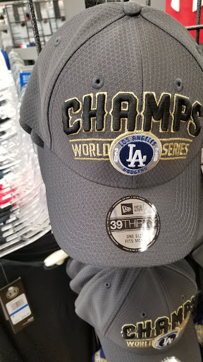 Sporting Goods Store «Big 5 Sporting Goods», reviews and photos, 4780 Pacific Coast Hwy, Long Beach, CA 90804, USA