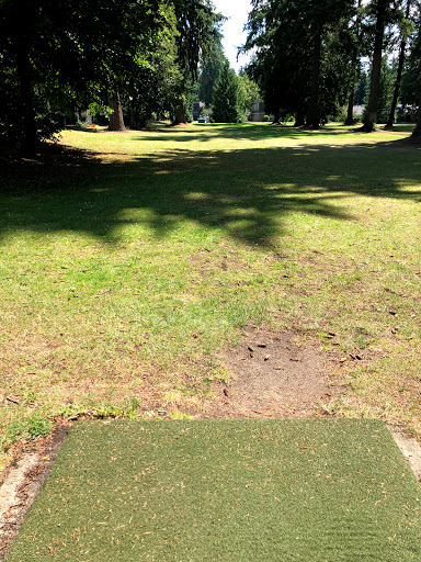 Golf Course «Bellevue Crossroads Par 3 Golf», reviews and photos, 15801 NE 15th St, Bellevue, WA 98008, USA