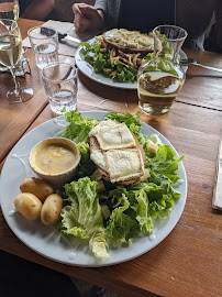Salade César du Restaurant L'ETERLOU à Villarodin-Bourget - n°5