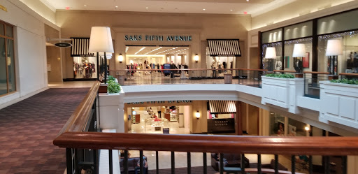 Department Store «Saks Fifth Avenue», reviews and photos, 1350 Polaris Pkwy, Columbus, OH 43240, USA