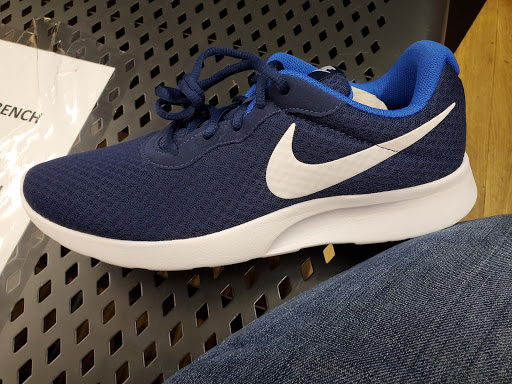 Sporting Goods Store «Nike Factory Store», reviews and photos, 2236 Nostrand Ave, Brooklyn, NY 11210, USA