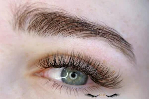 Gold Lash Beauty Townsville image