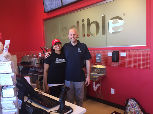 Gift Shop «Edible Arrangements - The Shoppes at Buford», reviews and photos, 3200 Woodward Crossing Blvd b104, Buford, GA 30519, USA