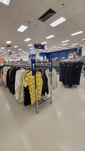 Department Store «Marshalls», reviews and photos, 1800 Clements Bridge Rd, Deptford Township, NJ 08096, USA