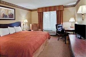 Country Inn & Suites by Radisson, Hot Springs, AR image