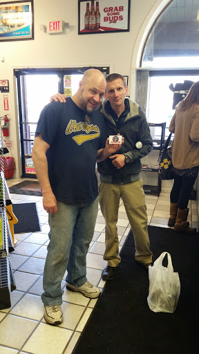 Tobacco Shop «Smoker Friendly Liquor Plus Hurricane», reviews and photos, 3524 Teays Valley Road, Hurricane, WV 25526, USA