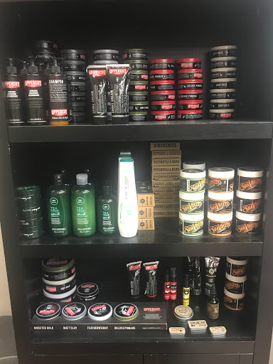 Barber Shop «Bethel Barber Shop», reviews and photos, 5875 Kings School Rd, Bethel Park, PA 15102, USA