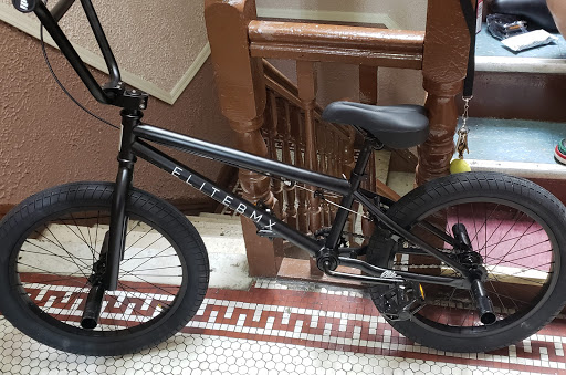 Bicycle Repair Shop «Neighborhood Cycle - BRONX BIKE REPAIR SHOP», reviews and photos, 571 Courtlandt Ave, Bronx, NY 10451, USA