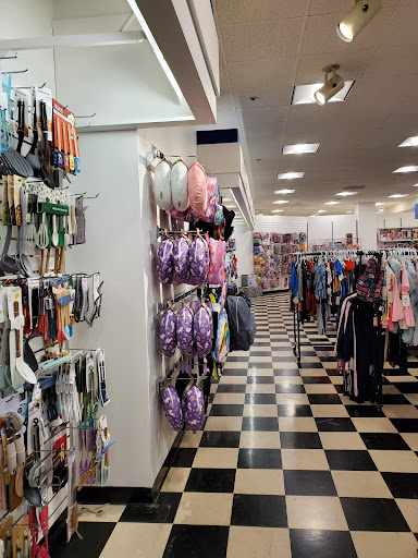 Shopping Mall «Sunvalley Shopping Center», reviews and photos, 1 Sun Valley Mall, Concord, CA 94520, USA