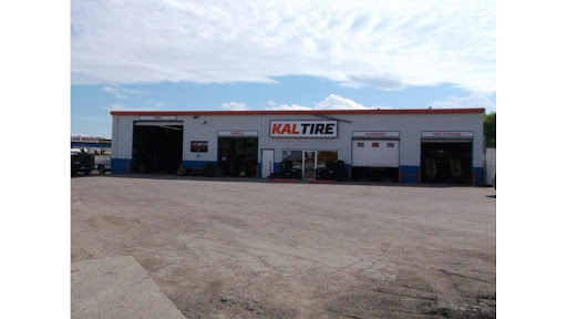 Kal Tire, 50 7 Ave S, Yorkton, SK S3N 3W8, Canada, 