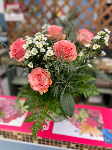Florist «Pineview Florist», reviews and photos, 3030 Leaphart Rd, West Columbia, SC 29169, USA