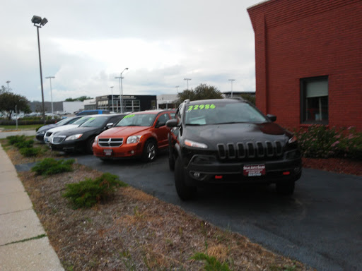 Used Car Dealer «Selig Auto Sales», reviews and photos, 2510 S 108th St, West Allis, WI 53227, USA
