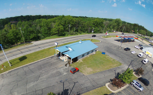 Currie's Brite & Shiny Carwash en Big Rapids