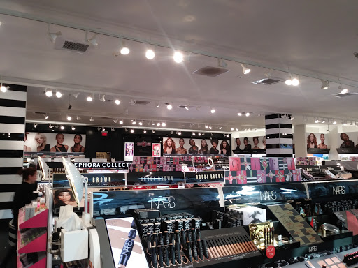 Cosmetics Store «SEPHORA», reviews and photos, 6600 Topanga Canyon Blvd, Canoga Park, CA 91303, USA