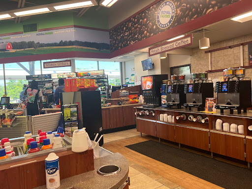 Convenience Store «Royal Farms», reviews and photos, 630 Edgewood Rd, Edgewood, MD 21040, USA