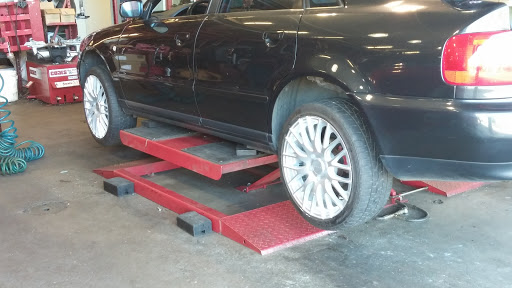 Tire Shop «Discount Tire Store - Bremerton, WA», reviews and photos, 5034 WA-303, Bremerton, WA 98311, USA