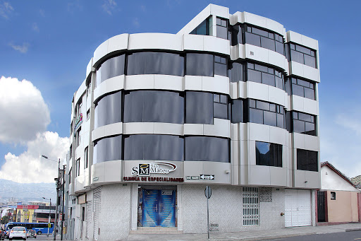 Clinicas aumento pecho Quito