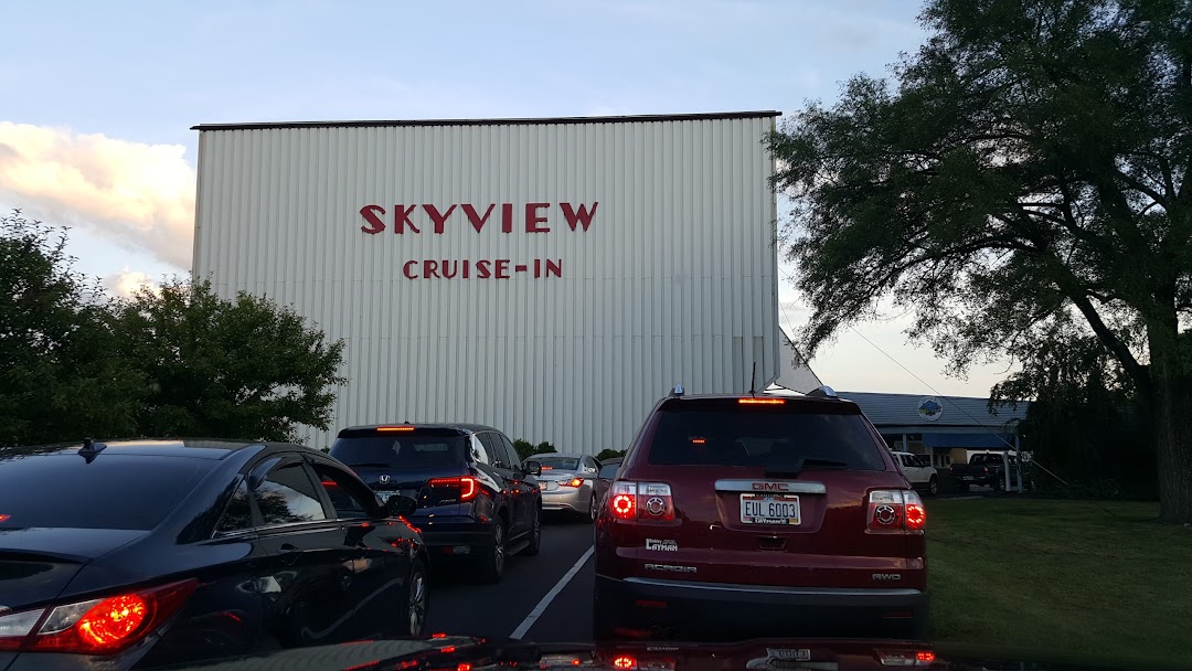 Skyview Drive-In Theatre