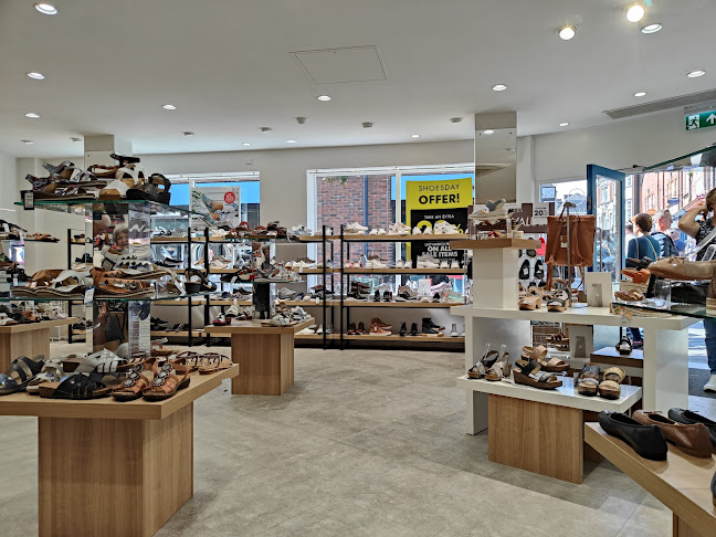 Reviews of Pavers Shoes in York - Shoe store
