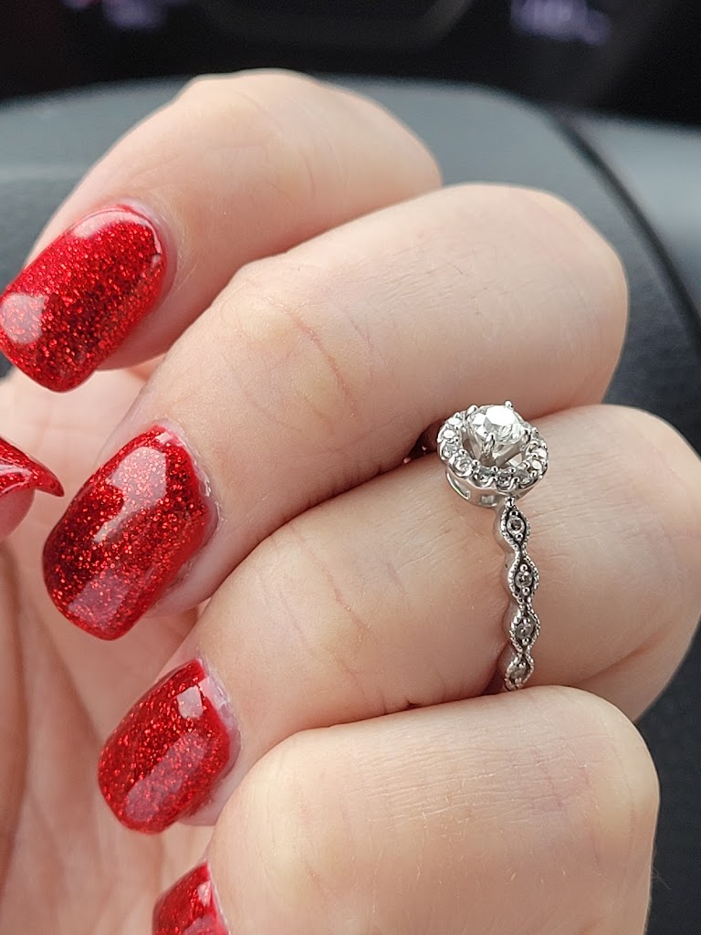 Diva Nails & Spa 25143