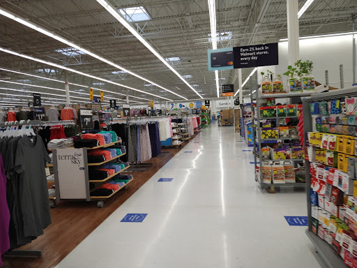 Department Store «Walmart Supercenter», reviews and photos, 814 W Bell Ave, Knoxville, IA 50138, USA