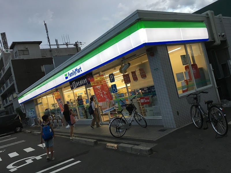ファミリーマート 堺大泉緑地店