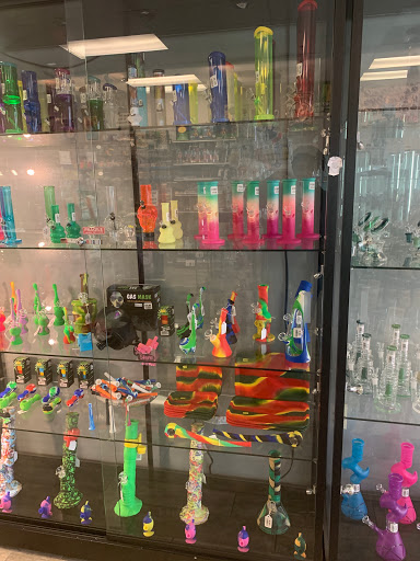 Tobacco Shop «House of Smoke - Salmon Creek», reviews and photos, 910 NE Tenney Rd #113, Vancouver, WA 98685, USA