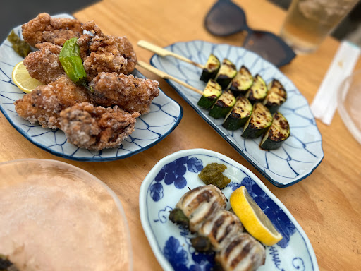 Izakaya Full Moon image