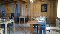 Atmosphère du Restaurant Le Geymonds chez Marie-Anne &Valérie à Villard-de-Lans - n°2