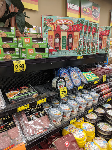 Grocery Store «Grocery Outlet Bargain Market», reviews and photos, 671 E Bidwell St, Folsom, CA 95630, USA
