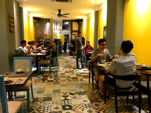 Home Saigon Restaurant & Bar