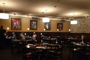 Capone's Restaurant & Lounge