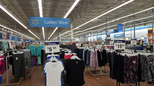 Department Store «Walmart Supercenter», reviews and photos, 1100 New Haven Rd, Naugatuck, CT 06770, USA