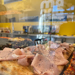 Photo n°2 de l'avis de Cosmin.r fait le 28/04/2024 à 17:11 sur le  Magna - Pizza, Dolci e Fantasia à L'Aquila