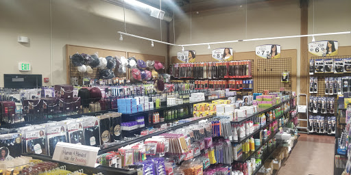 Beauty Supply Store «Mid-K Beauty Supply», reviews and photos, 5408 NE M L King Blvd, Portland, OR 97211, USA