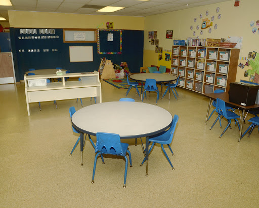 Day Care Center «La Petite Academy of Valrico, FL», reviews and photos, 1011 Greenhollow Ln, Valrico, FL 33594, USA