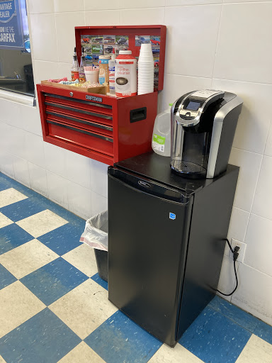 Used Car Dealer «Knox Auto Sales», reviews and photos, 1733 Capital Blvd, Raleigh, NC 27604, USA