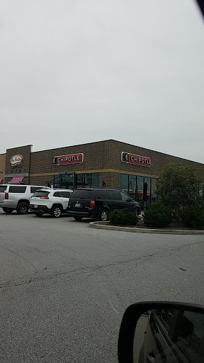 Mexican Restaurant «Chipotle Mexican Grill», reviews and photos, 10711 Fremont Pike, Perrysburg, OH 43551, USA