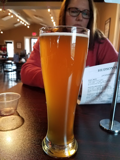 Winery «Hudsonville Winery», reviews and photos, 3768 Chicago Dr, Hudsonville, MI 49426, USA