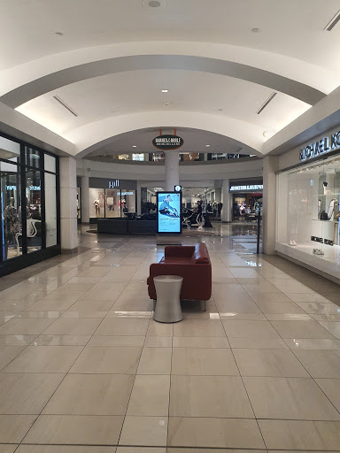 Computer Store «Apple Menlo Park», reviews and photos, 55 Parsonage Rd, Edison, NJ 08837, USA