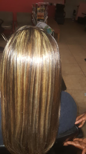 Beauty Salon «Apol Beauty Salon & Dominican Hair», reviews and photos, 602 SW Bayshore Blvd, Port St Lucie, FL 34983, USA