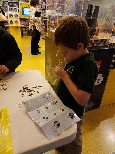 Toy Store «The LEGO Store», reviews and photos, 55 W County Center Dr, Des Peres, MO 63131, USA