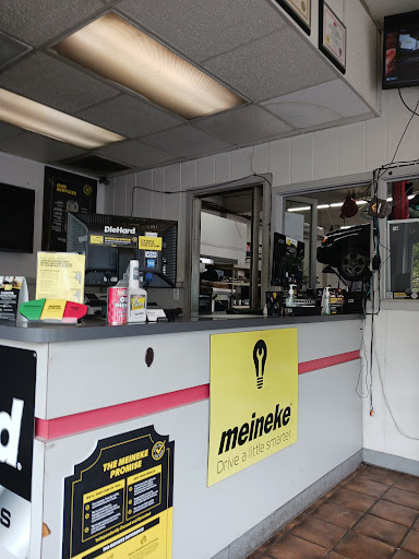 Auto Repair Shop «Meineke Car Care Center», reviews and photos, 3635 SE 82nd Ave, Portland, OR 97266, USA