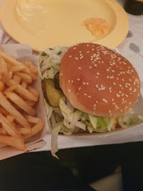 Cheeseburger du Restauration rapide McDonald's à Gassin - n°2
