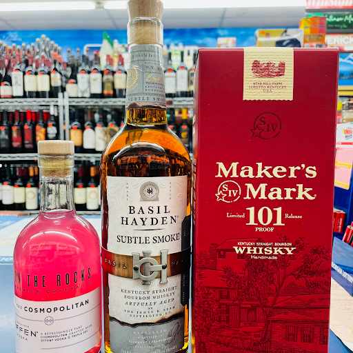 Liquor Store «Main Street Liquor», reviews and photos, 243 E 14 Mile Rd, Clawson, MI 48017, USA