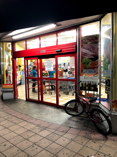 Supermarket «Sabor Tropical Supermarket», reviews and photos, 969 Normandy Dr, Miami Beach, FL 33141, USA