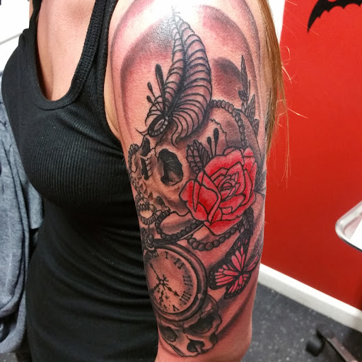 M3 TATTOO, 22235 Gratiot Ave, Eastpointe, MI 48021, USA, 