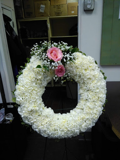 Florist «Brighton Florist», reviews and photos, 2220 E Bridge St, Brighton, CO 80601, USA