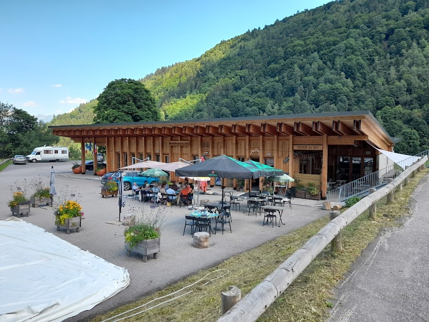 Aire de service et stationement camping car à La Léchère (Savoie 73)