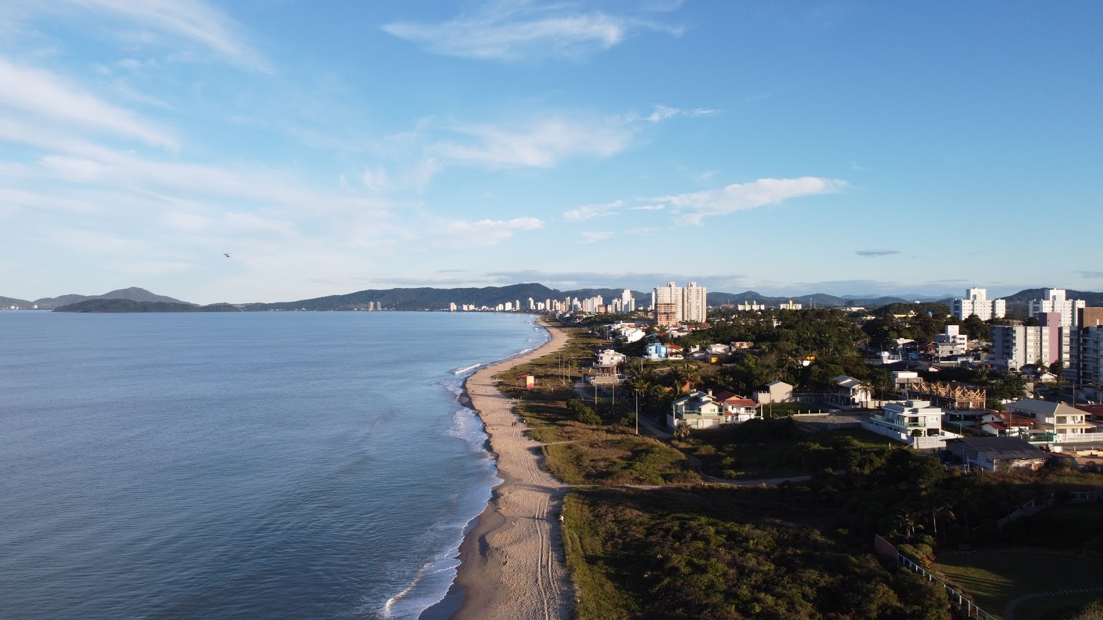 Fotografija Plaža Picarras priljubljeno mesto med poznavalci sprostitve